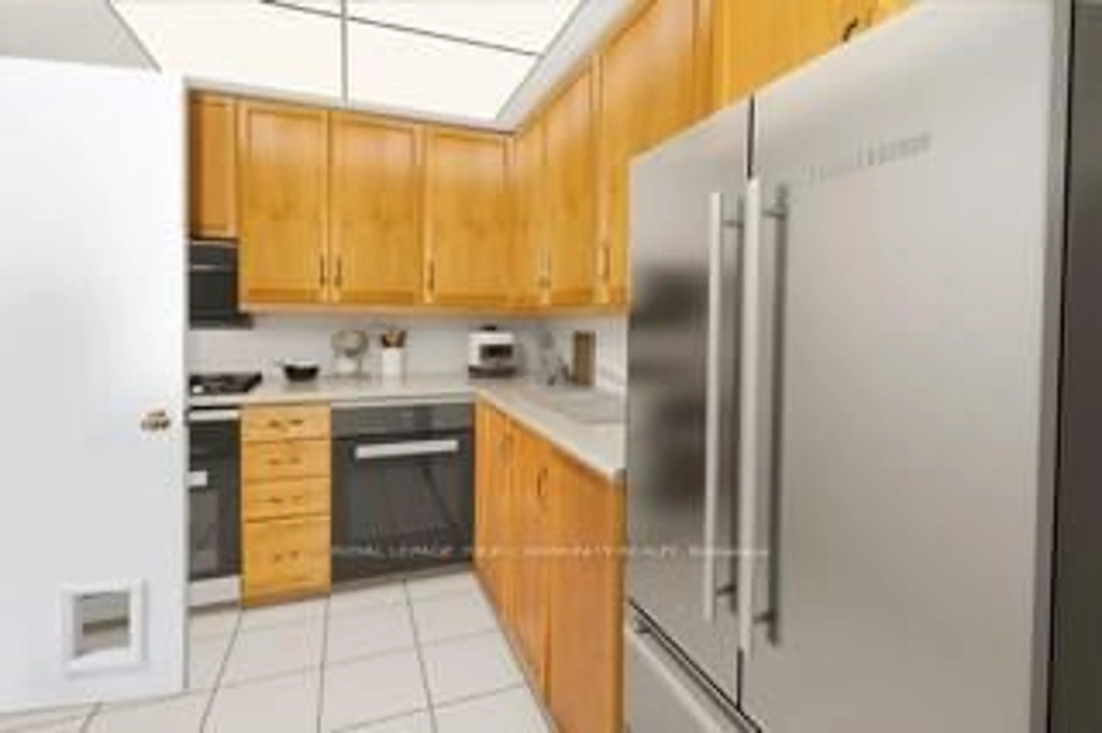 Standard kitchen, unknown for 65 Scadding Ave #208, Toronto Ontario M5A 4L1