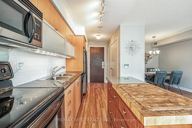 Additional property image - 80 Western Battery Rd Unit 2311