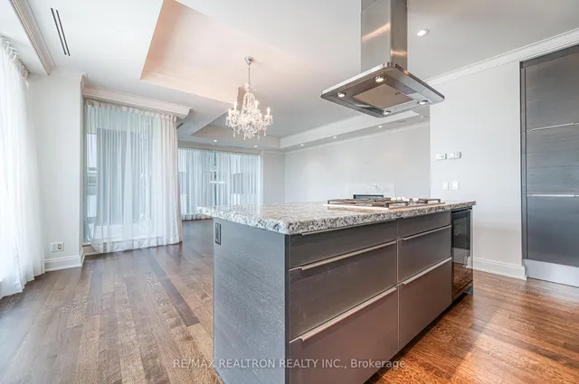 Additional property image - 206 Bloor St Unit 801