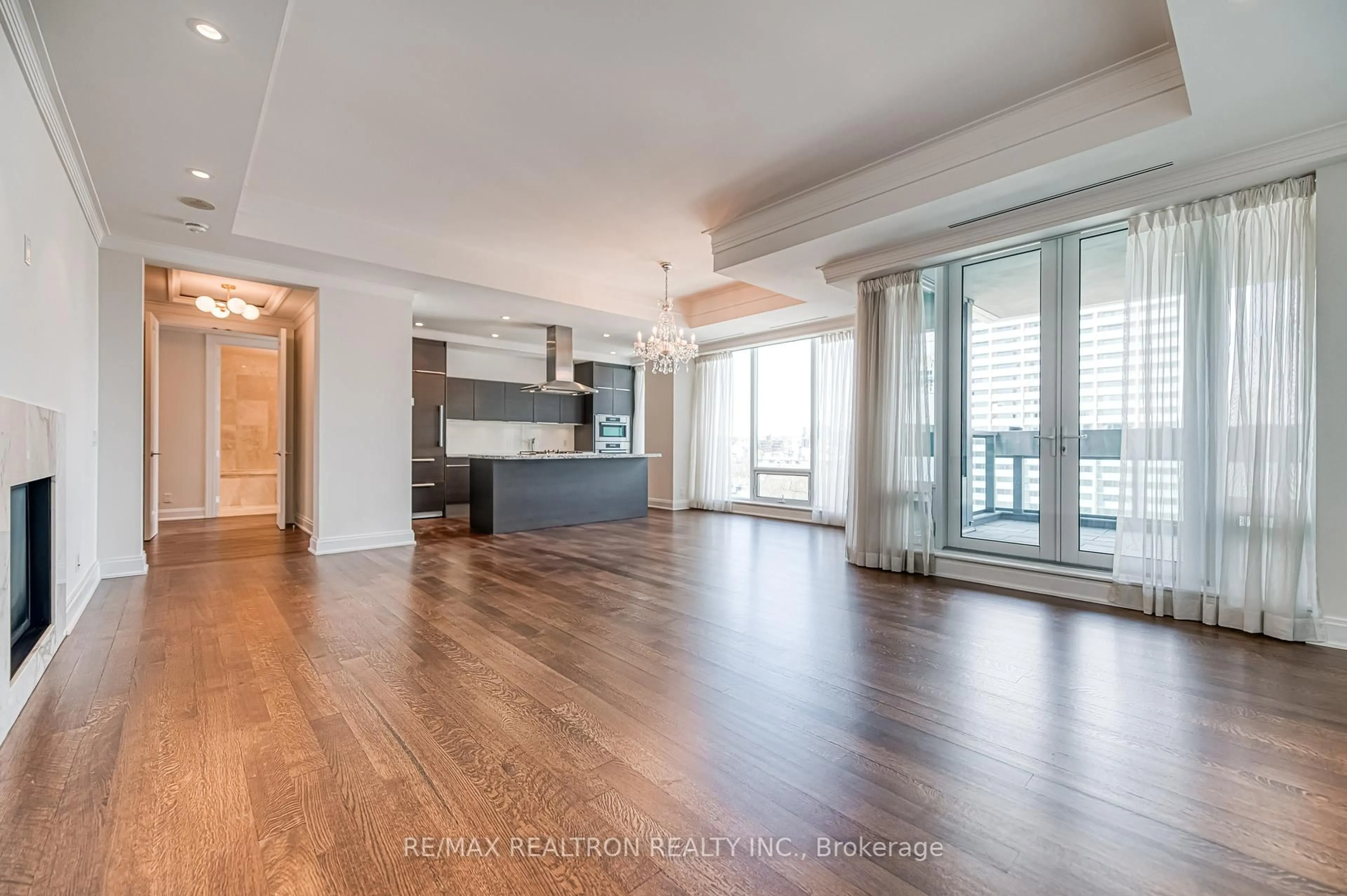 Unknown for 206 Bloor St #801, Toronto Ontario M5S 1T8
