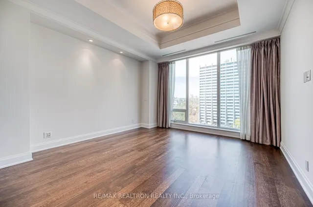 Additional property image - 206 Bloor St Unit 801