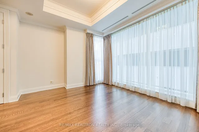 Additional property image - 206 Bloor St Unit 801