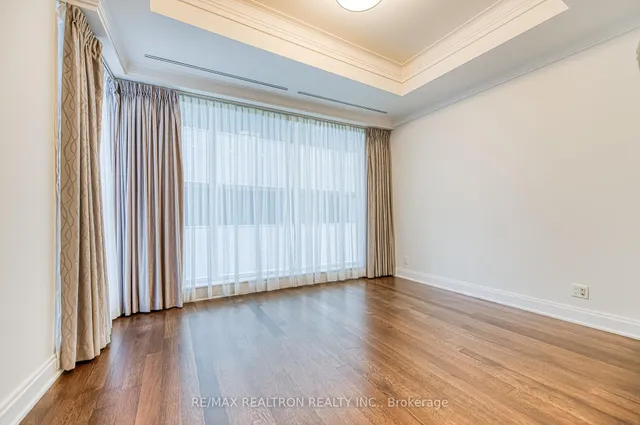 Additional property image - 206 Bloor St Unit 801