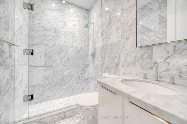 Additional property image - 206 Bloor St Unit 801