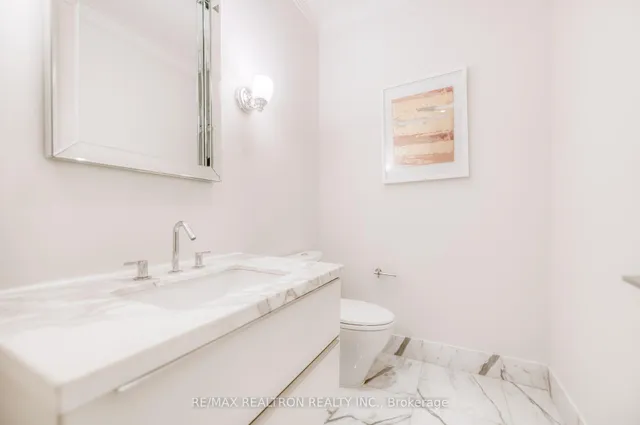Additional property image - 206 Bloor St Unit 801