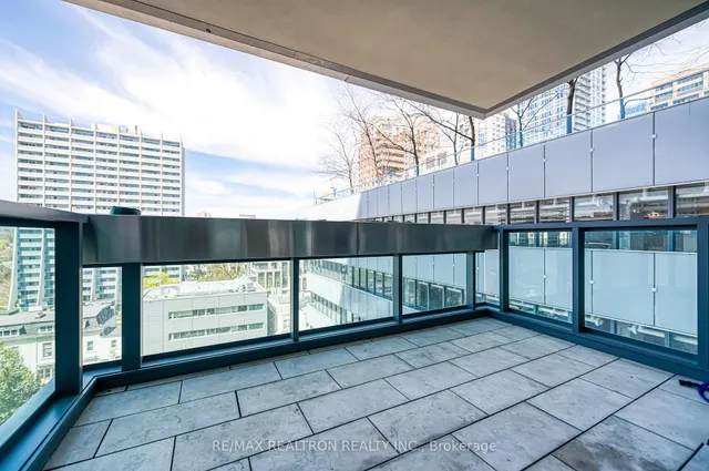Additional property image - 206 Bloor St Unit 801