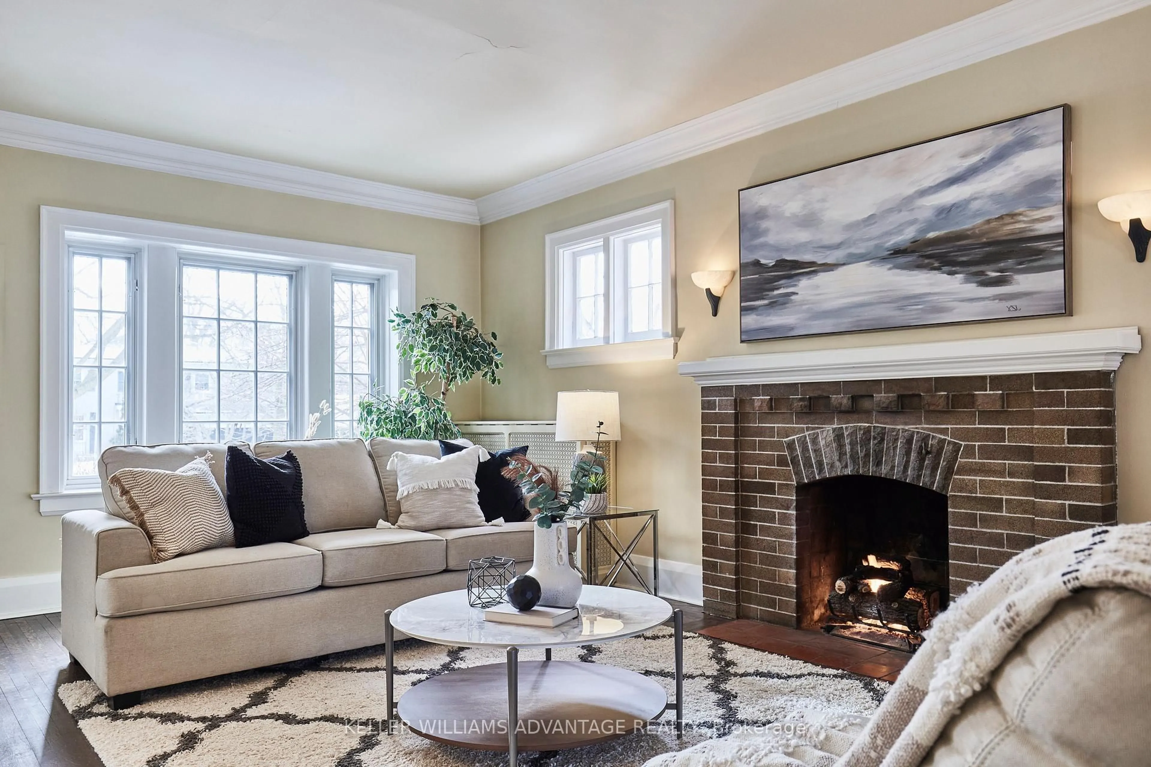 Living room with furniture, unknown for 210 Glencairn Ave, Toronto Ontario M4R 1N2