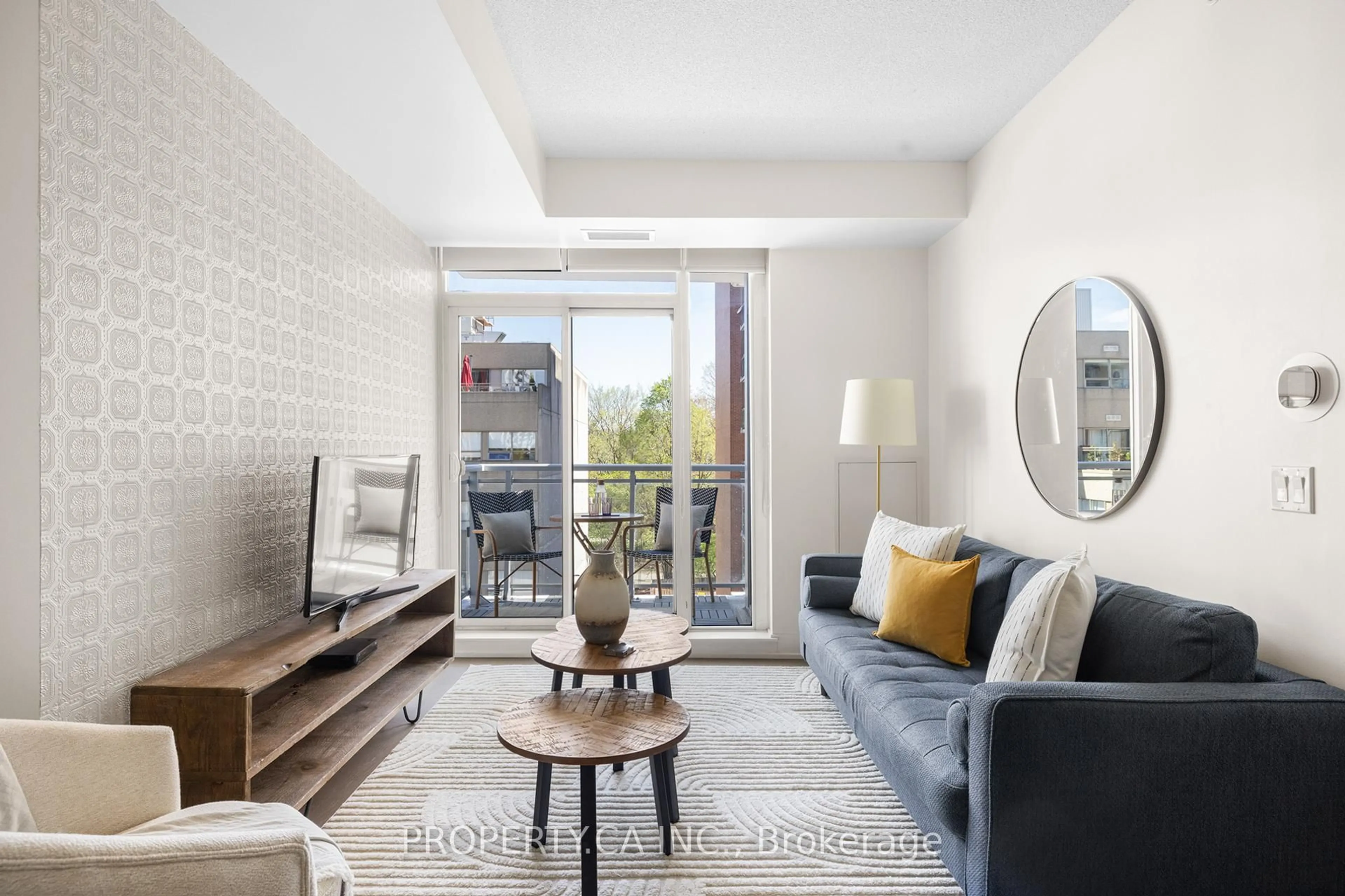 Living room with furniture, unknown for 68 Merton St #404, Toronto Ontario M4S 1A1