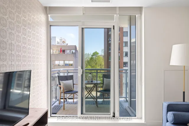 Additional property image - 68 Merton St Unit 404