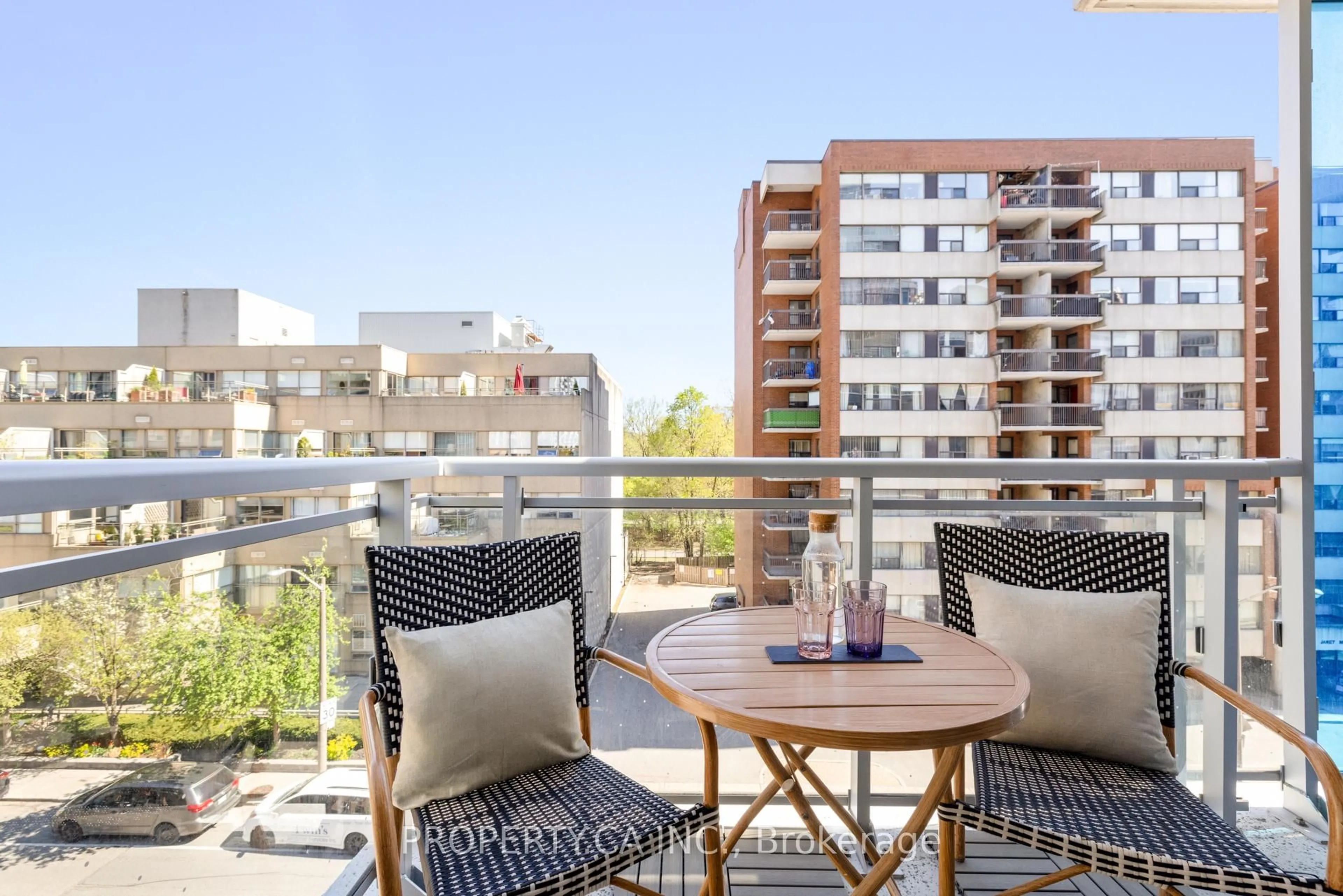 Balcony in the apartment, water/lake/river/ocean view for 68 Merton St #404, Toronto Ontario M4S 1A1
