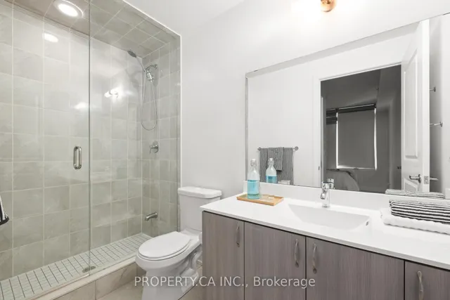 Additional property image - 68 Merton St Unit 404