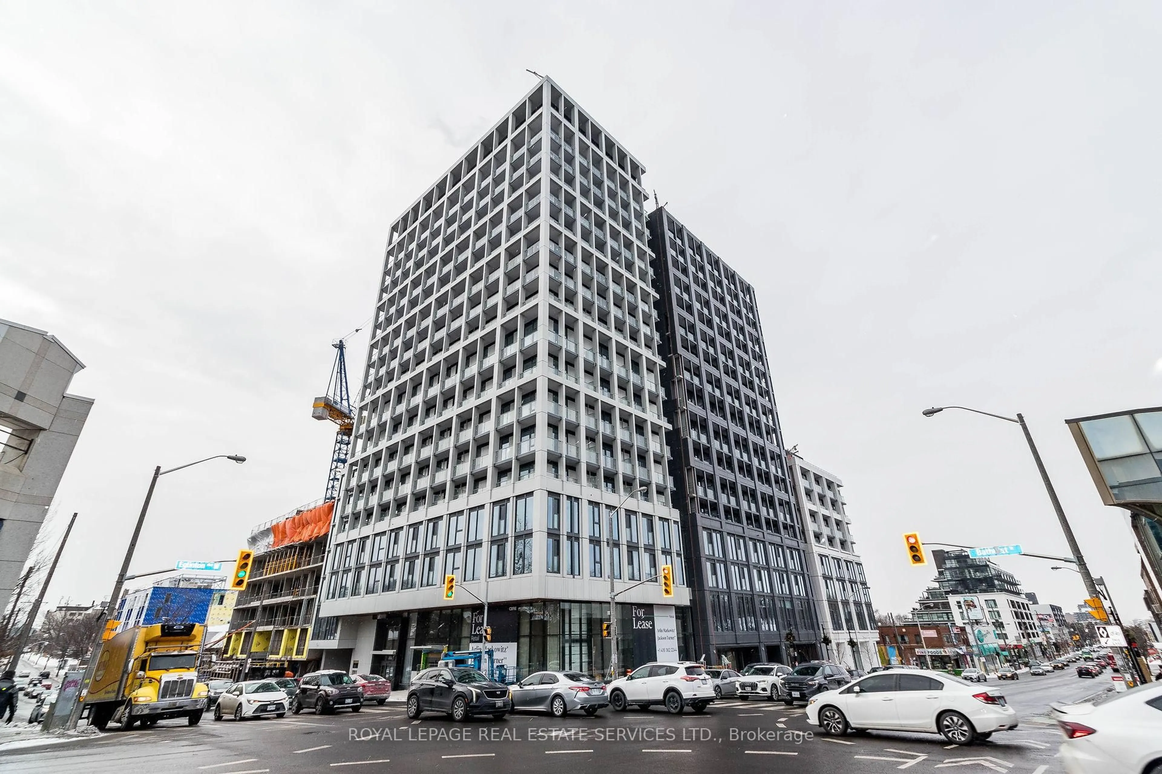 Unknown for 2020 Bathurst St #718, Toronto Ontario M5P 0A6
