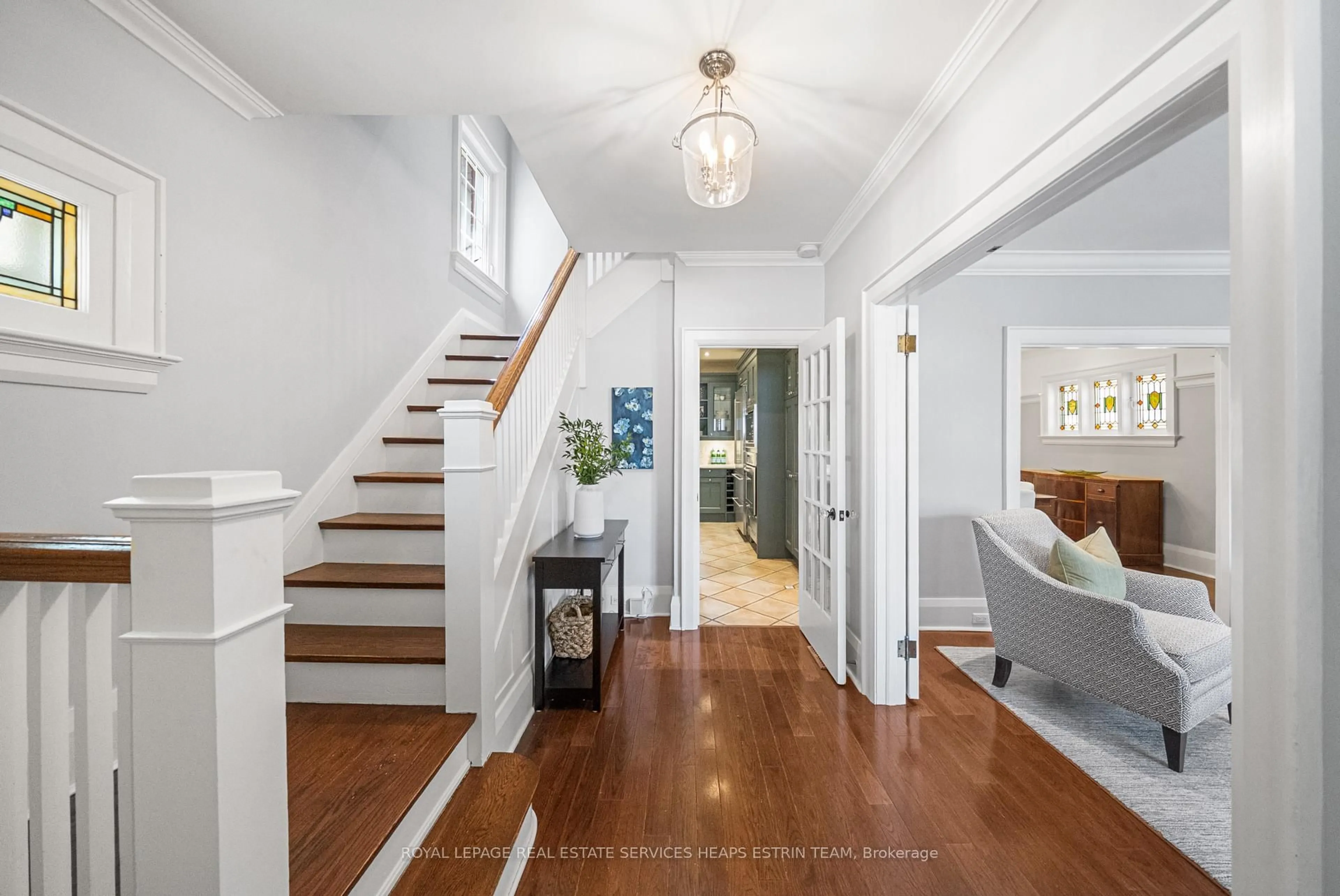 Indoor entryway for 129 Deloraine Ave, Toronto Ontario M5M 2B1