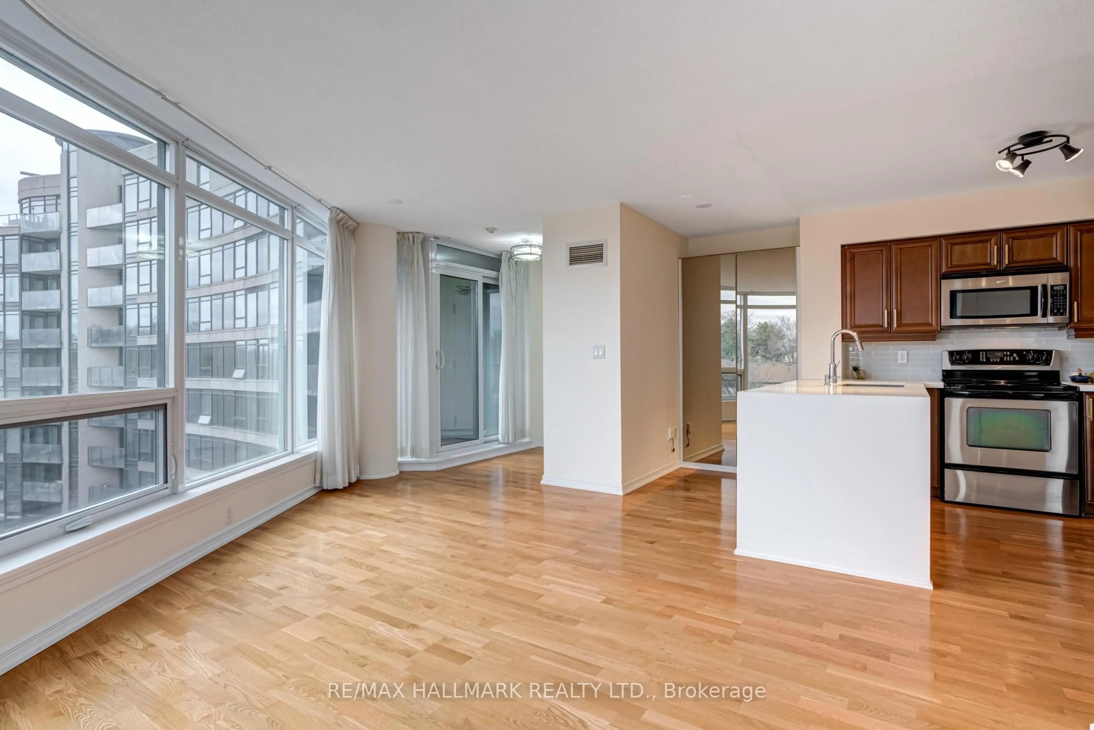 Unknown for 18 Valley Woods Rd #1003, Toronto Ontario M3A 0A1