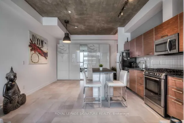 Additional property image - 60 Bathurst St Unit 909