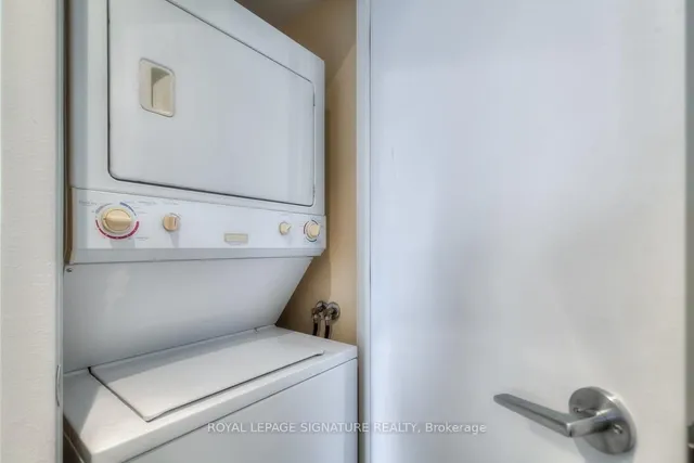 Additional property image - 60 Bathurst St Unit 909