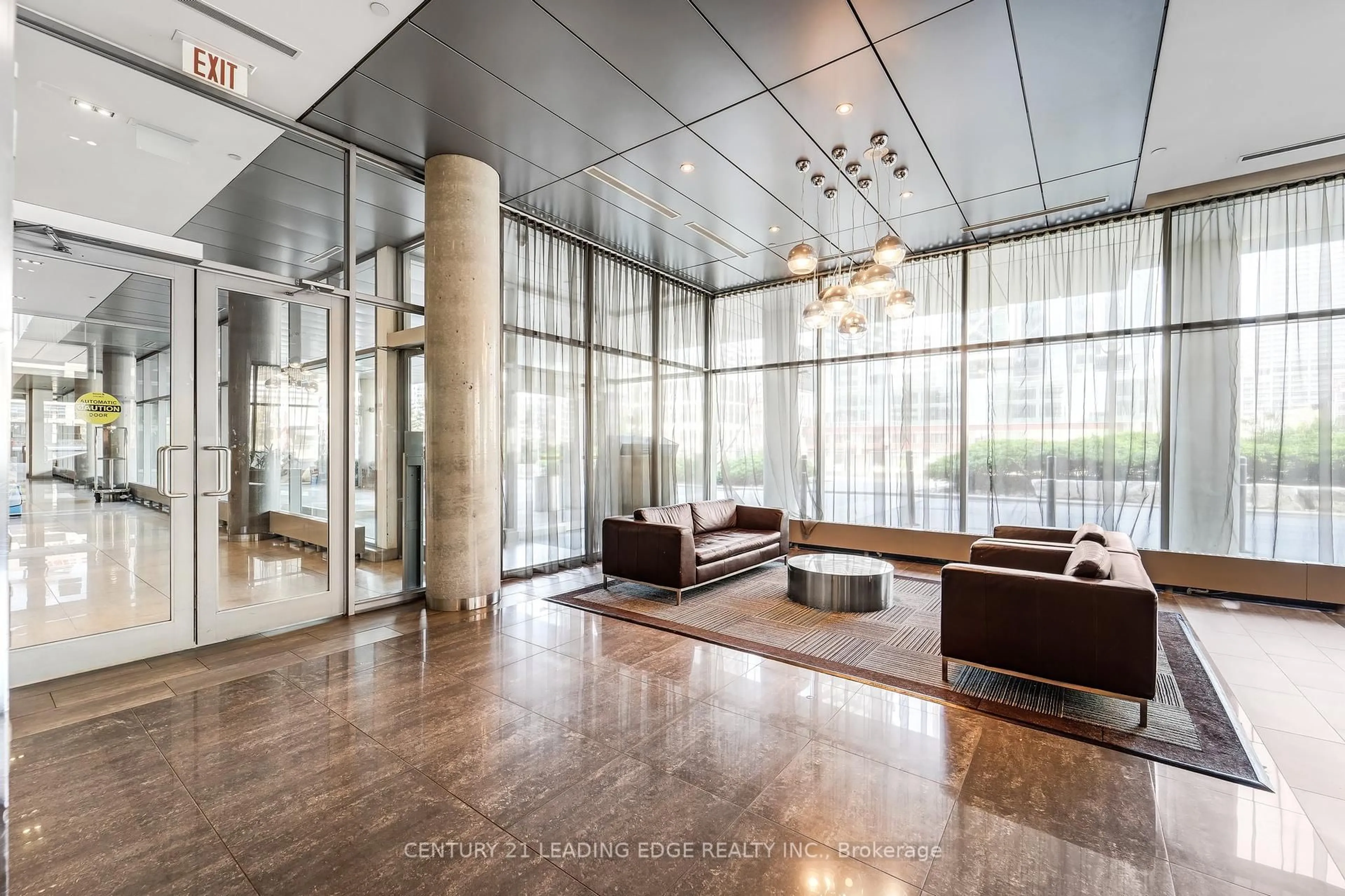 Lobby for 4K Spadina Ave #1523, Toronto Ontario M5V 3Y9