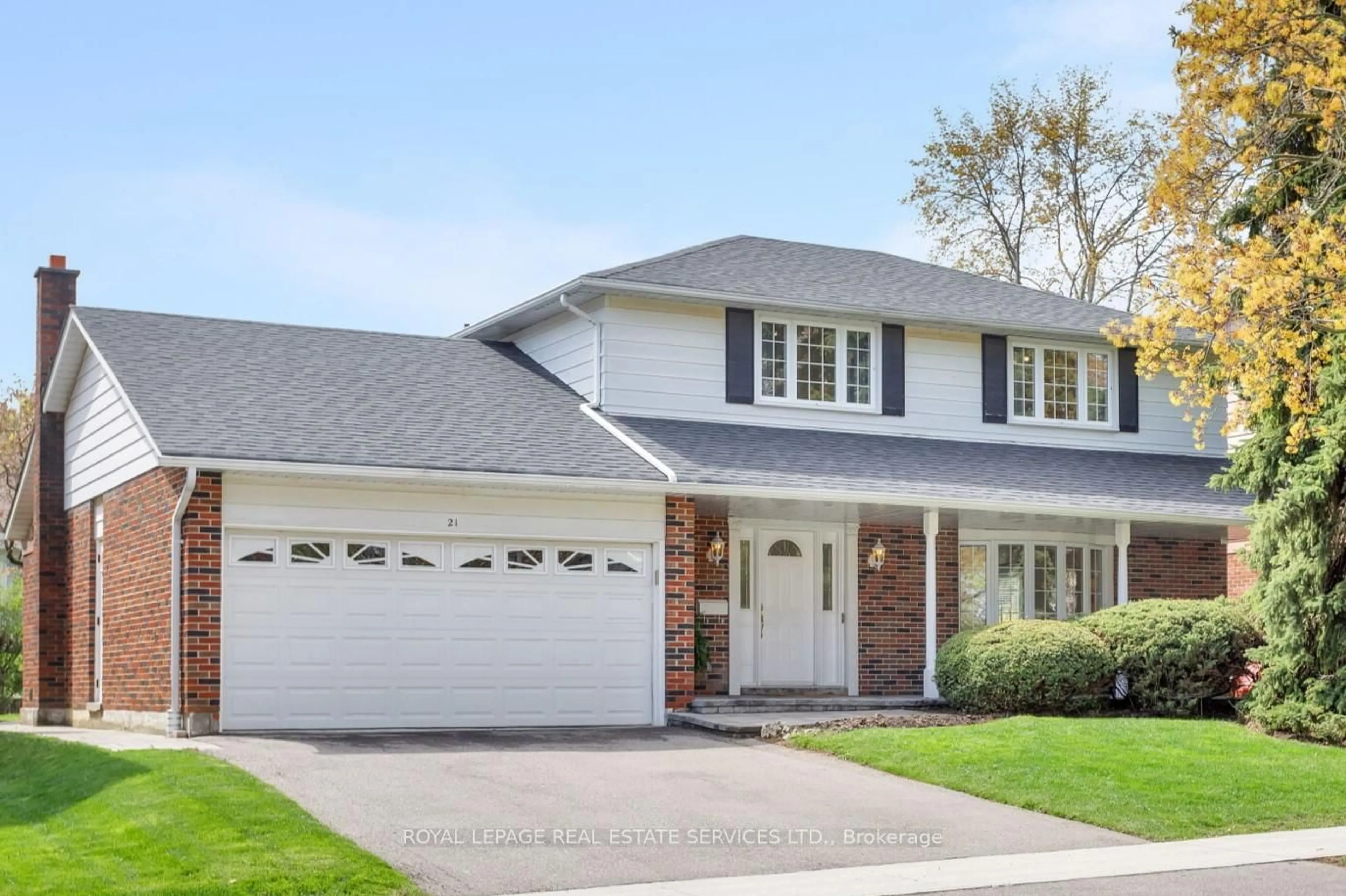 Home with vinyl exterior material, street for 21 Rustywood Dr, Toronto Ontario M3A 1R6