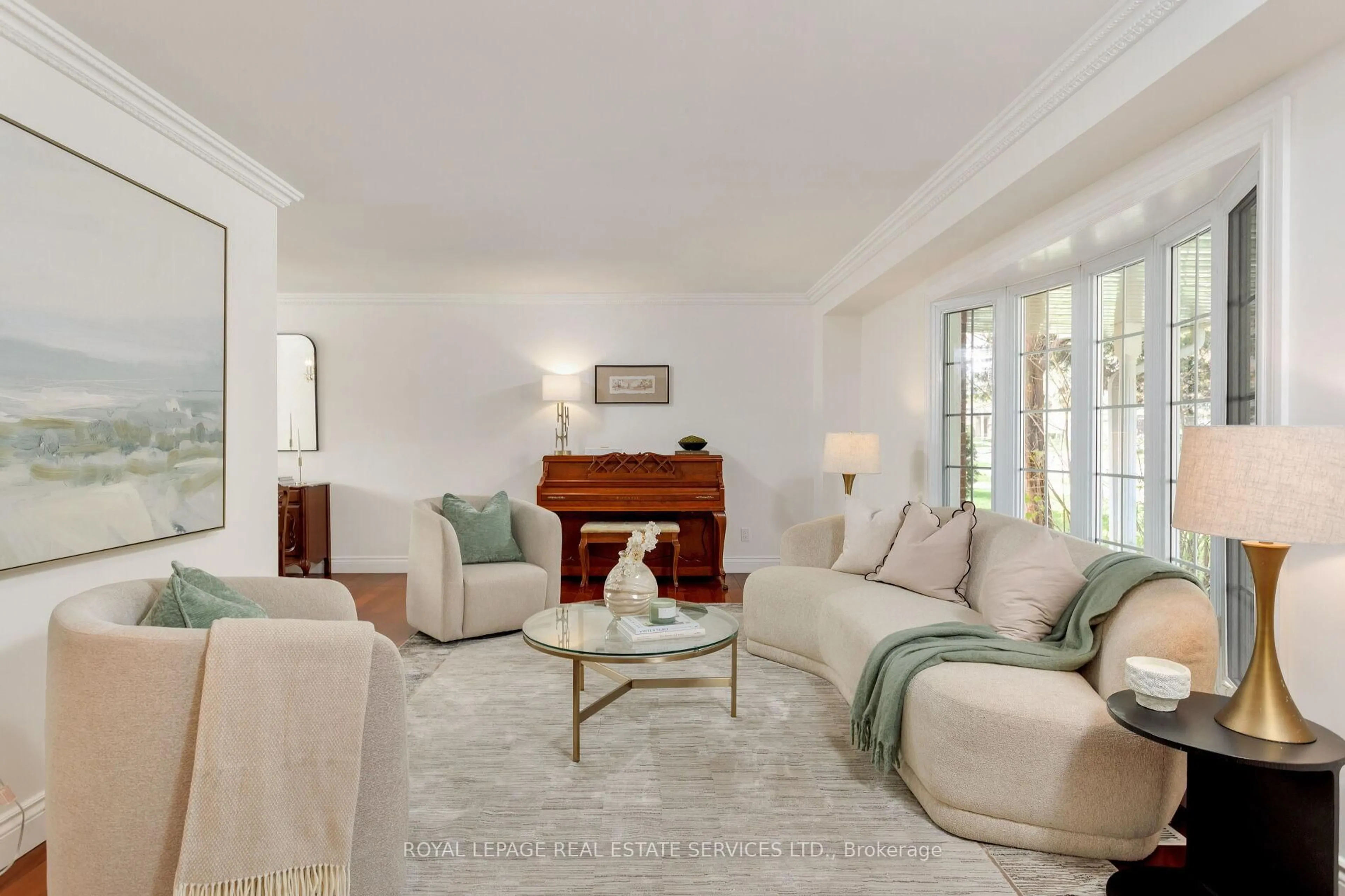 Living room with furniture, unknown for 21 Rustywood Dr, Toronto Ontario M3A 1R6