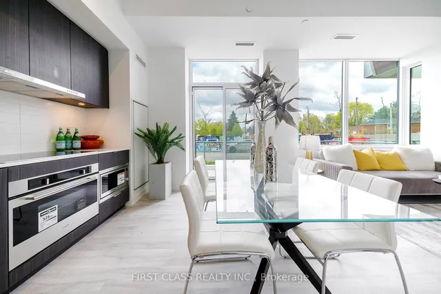 Additional property image - 8 Olympic Gdn Dr Unit 28