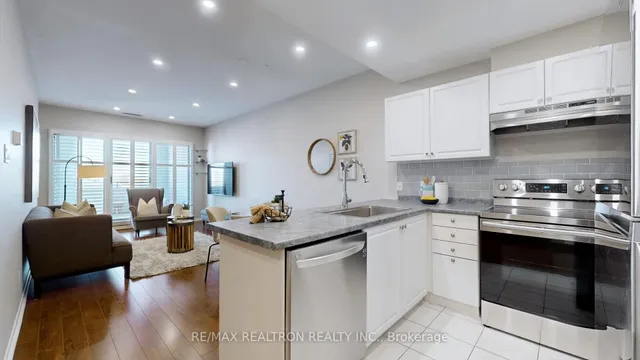 Additional property image - 600 Eglinton Ave Unit #202