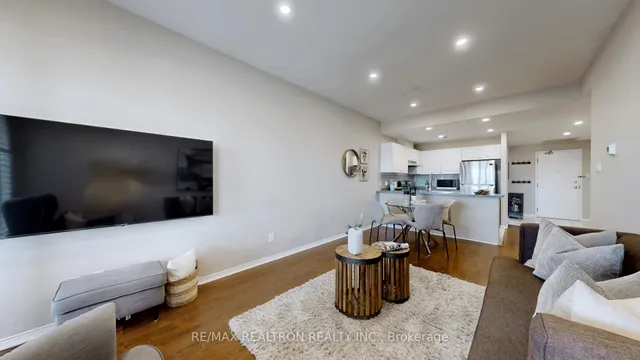 Additional property image - 600 Eglinton Ave Unit #202