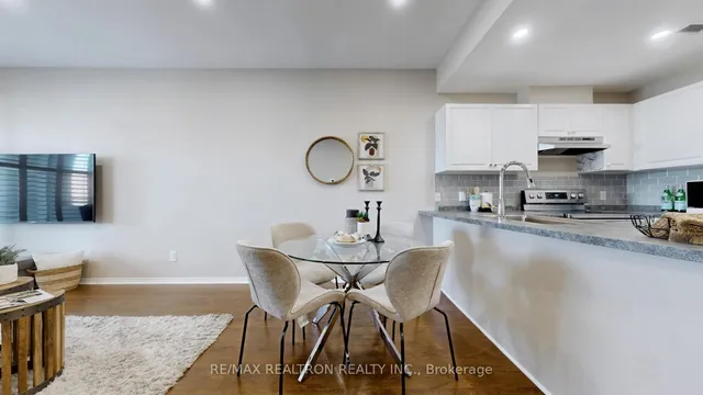 Additional property image - 600 Eglinton Ave Unit #202