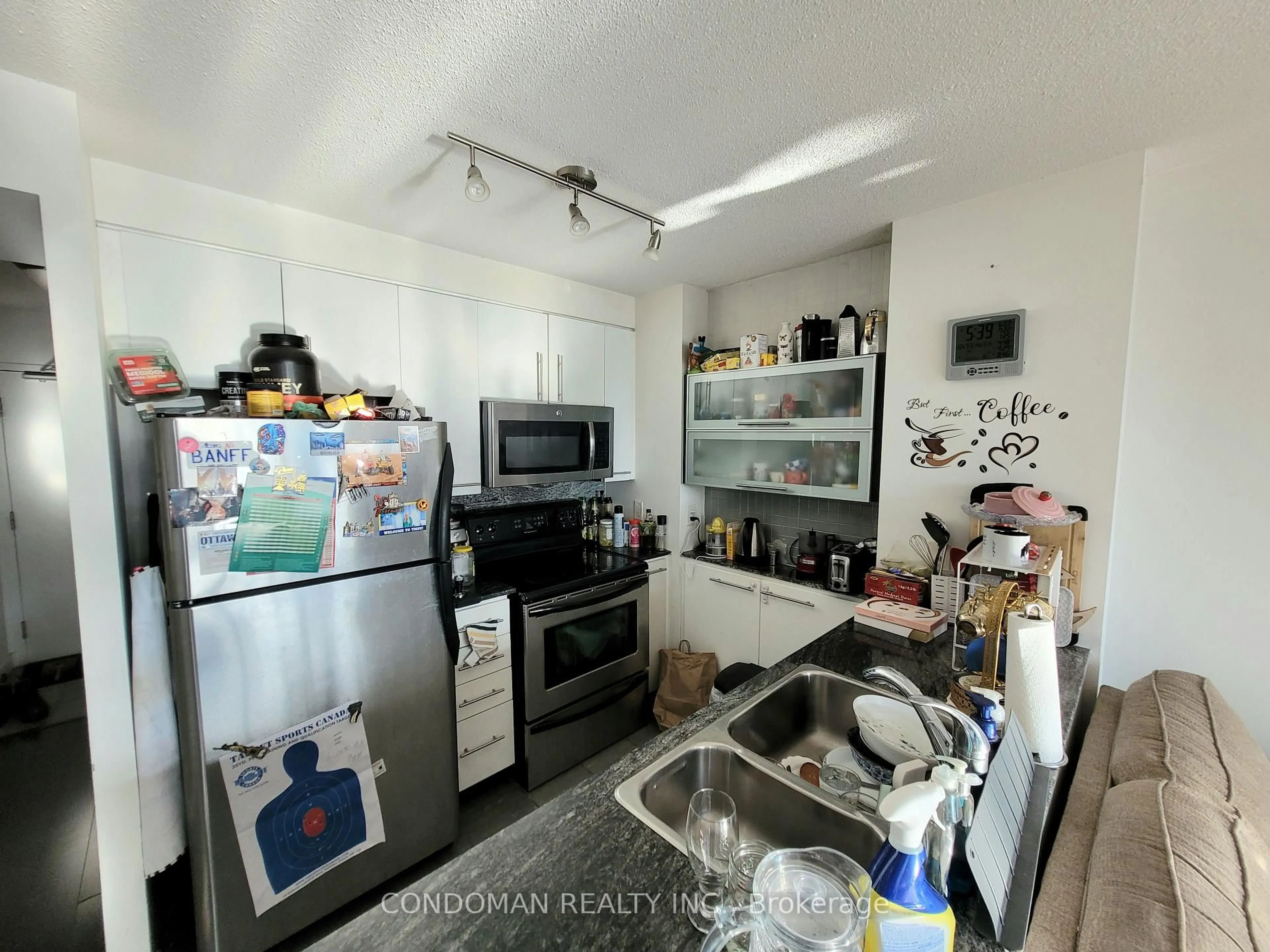 Unknown for 11 Brunel Crt #2902, Toronto Ontario M5V 3Y3
