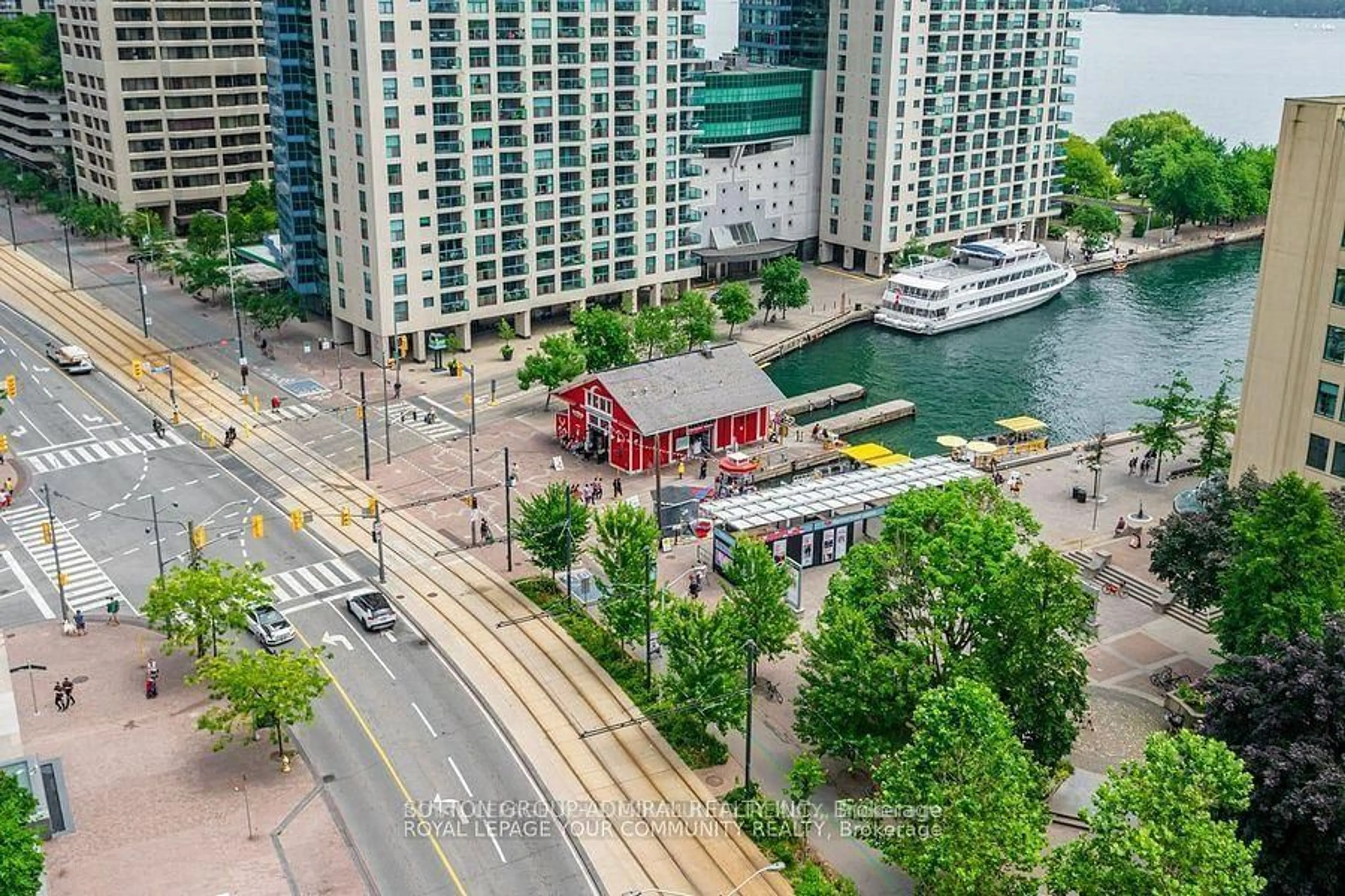 A pic from outside/outdoor area/front of a property/back of a property/a pic from drone, city buildings view from balcony for 208 Queens Quay #1109, Toronto Ontario M5J 2Y5