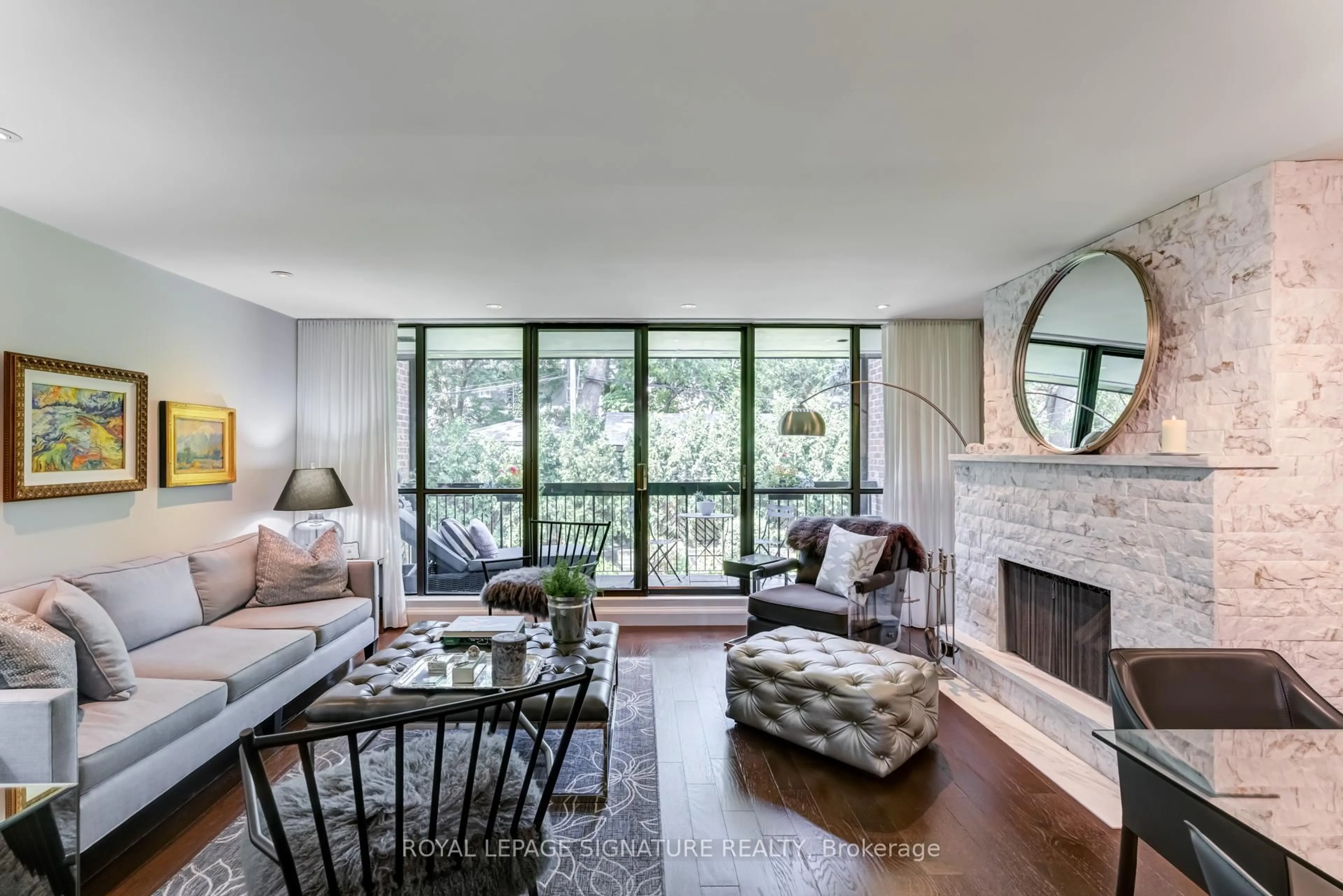 Living room with furniture, unknown for 142 Pears Ave #B2, Toronto Ontario M5R 1T2