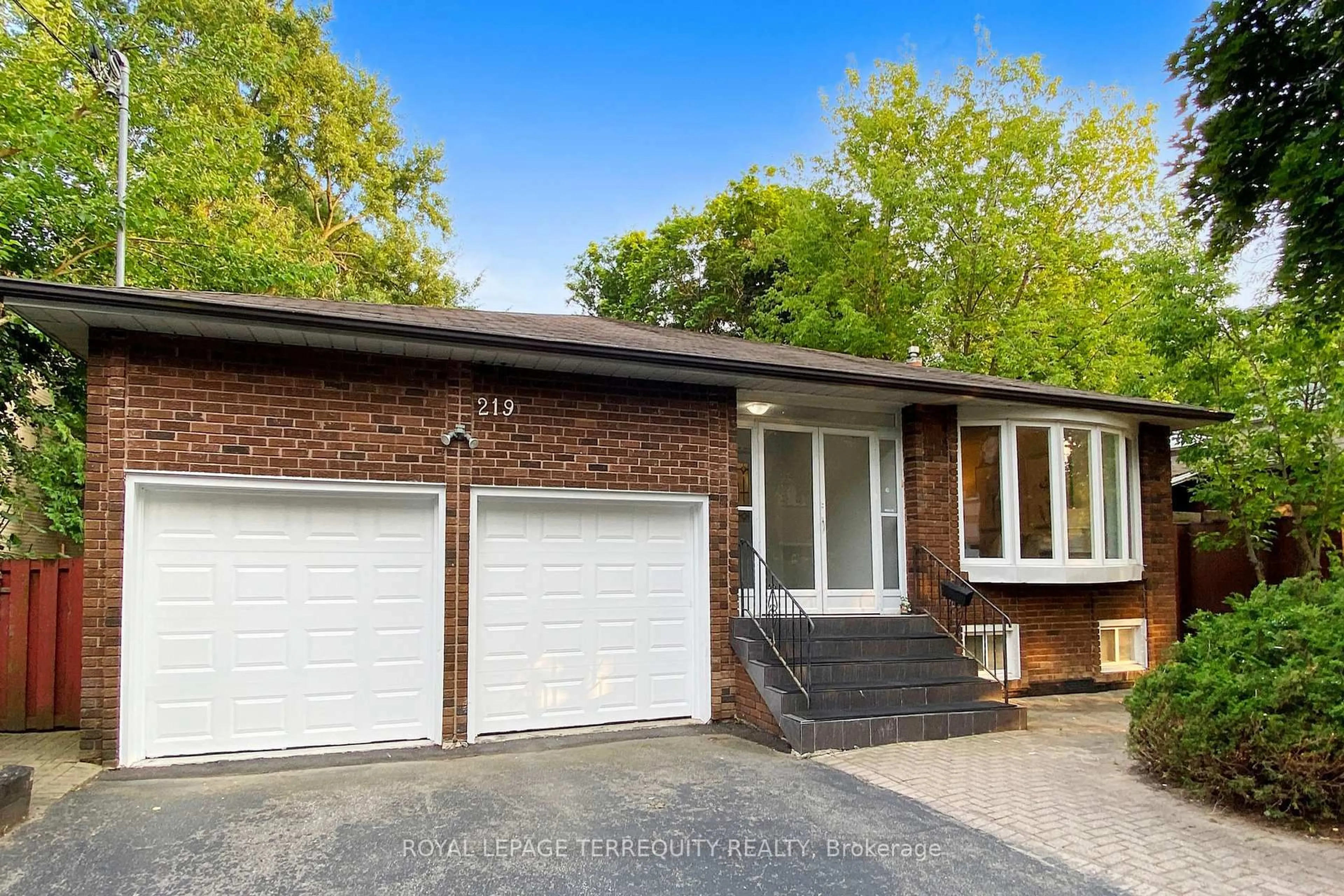 Home with brick exterior material, street for 219 Dunview Ave, Toronto Ontario M2N 4H9