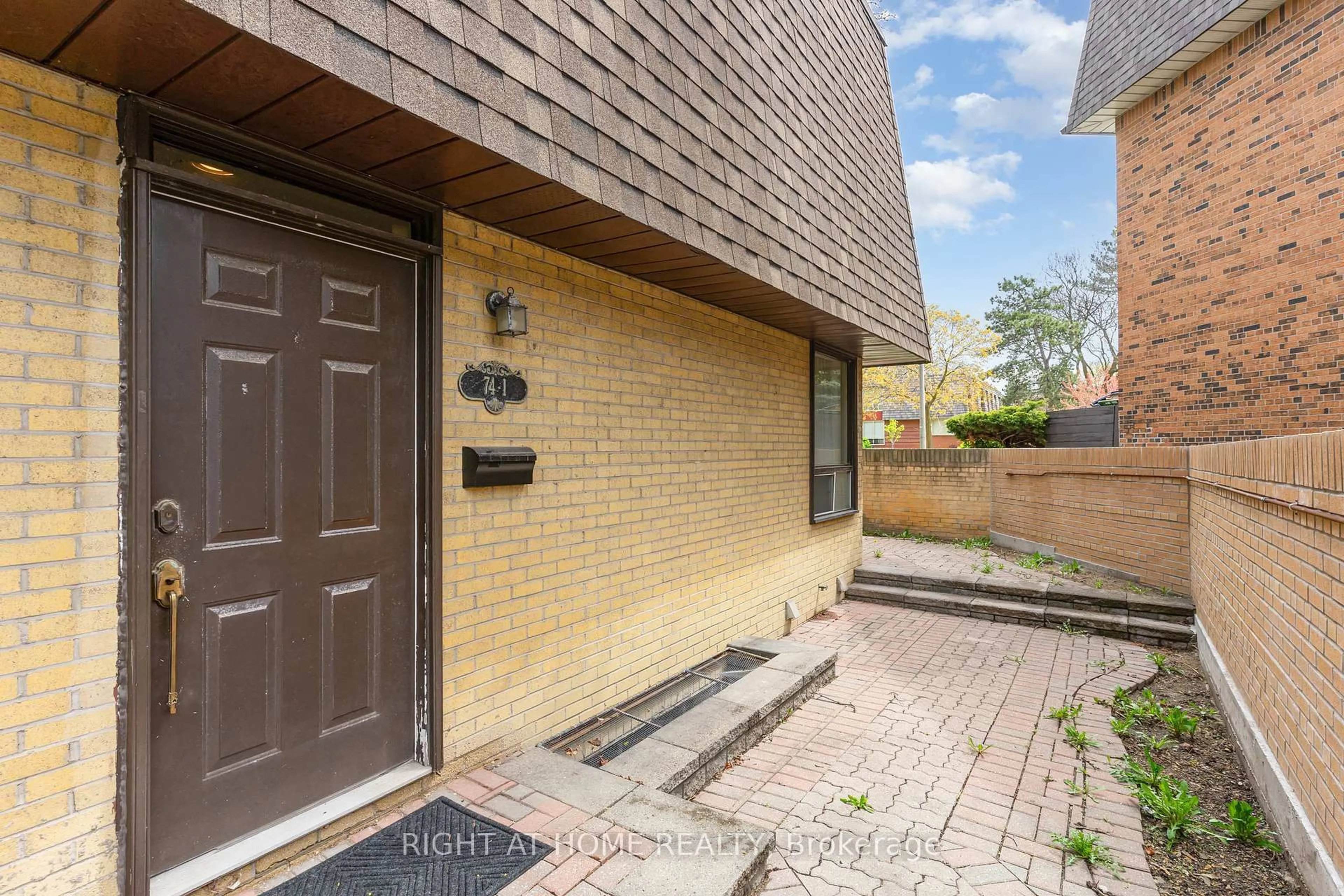 Home with brick exterior material, street for 74 Upper Canada Dr #1, Toronto Ontario M2P 2A3