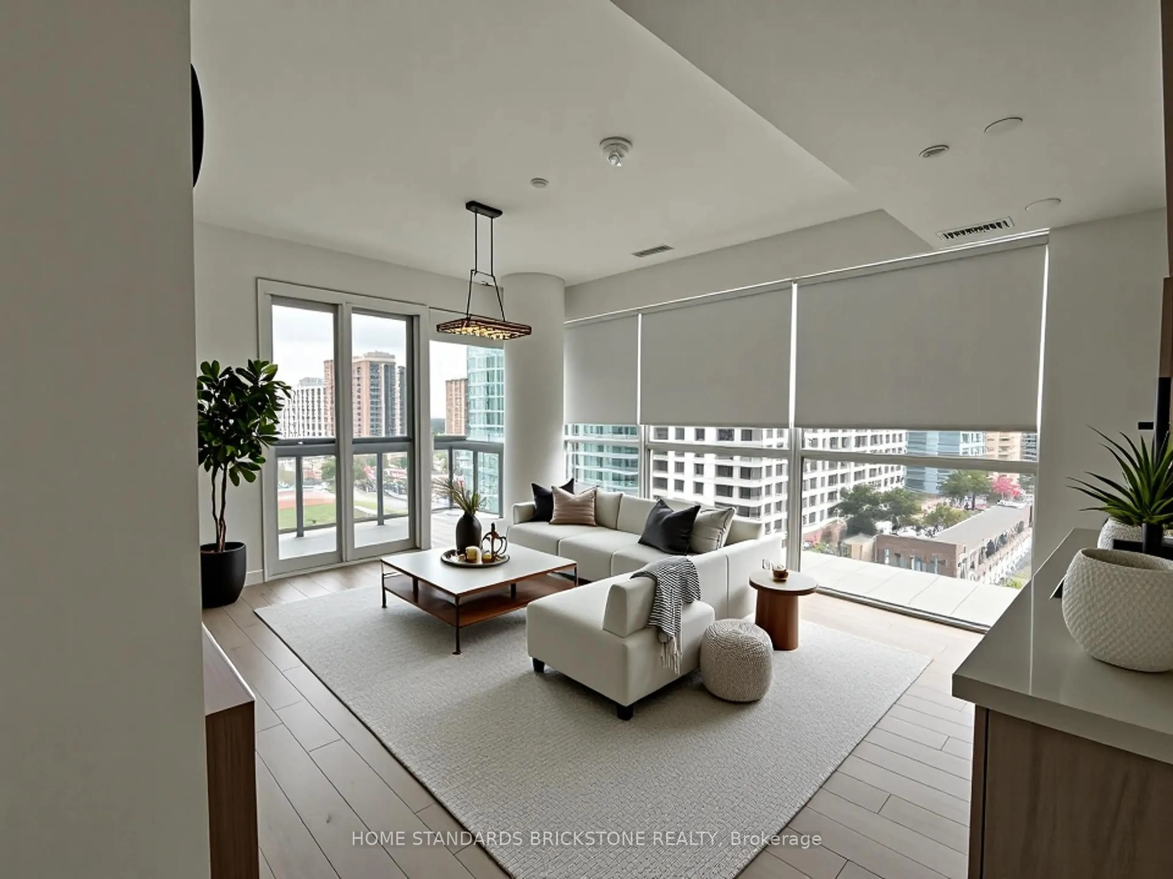 Living room with furniture, unknown for 39 Roehampton Ave #609, Toronto Ontario M4P 1P9