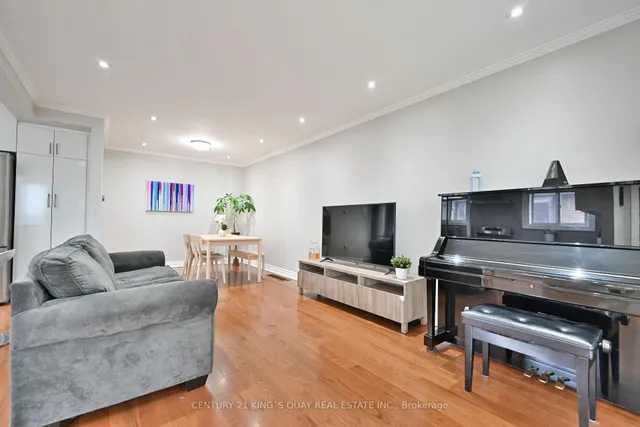 Additional property image - 10 Billington Cres