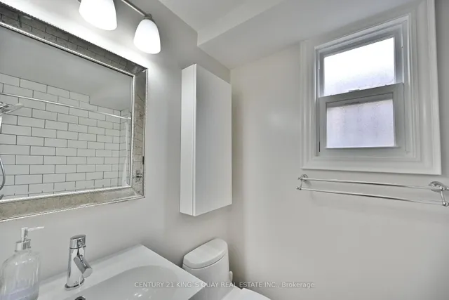 Additional property image - 10 Billington Cres
