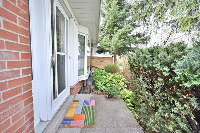 Additional property image - 10 Billington Cres