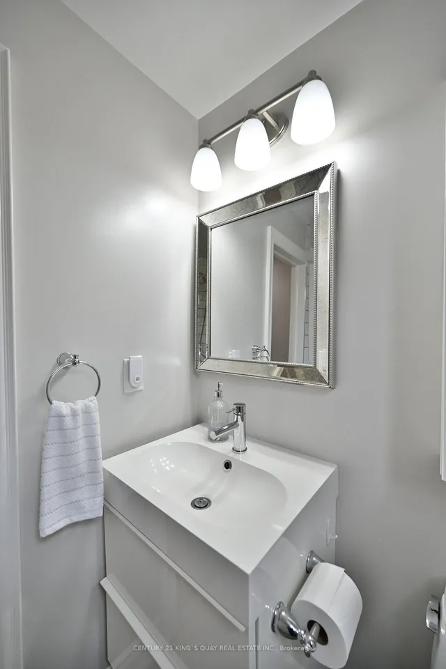 Additional property image - 10 Billington Cres