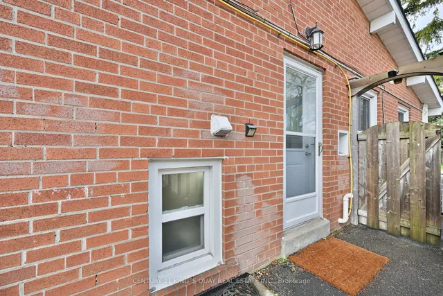 Additional property image - 10 Billington Cres