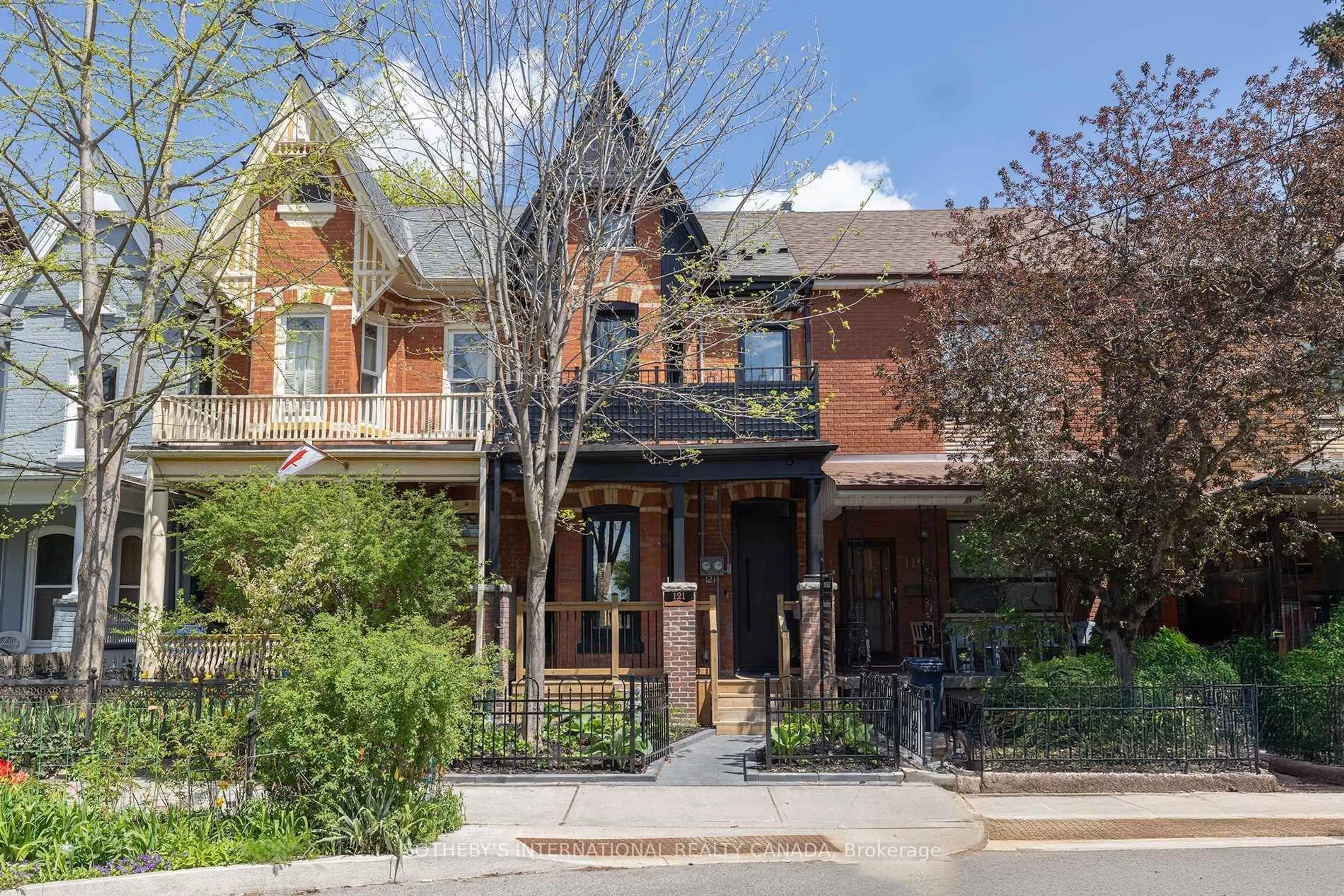 Home with brick exterior material, street for 121 Major St, Toronto Ontario M5S 2K9