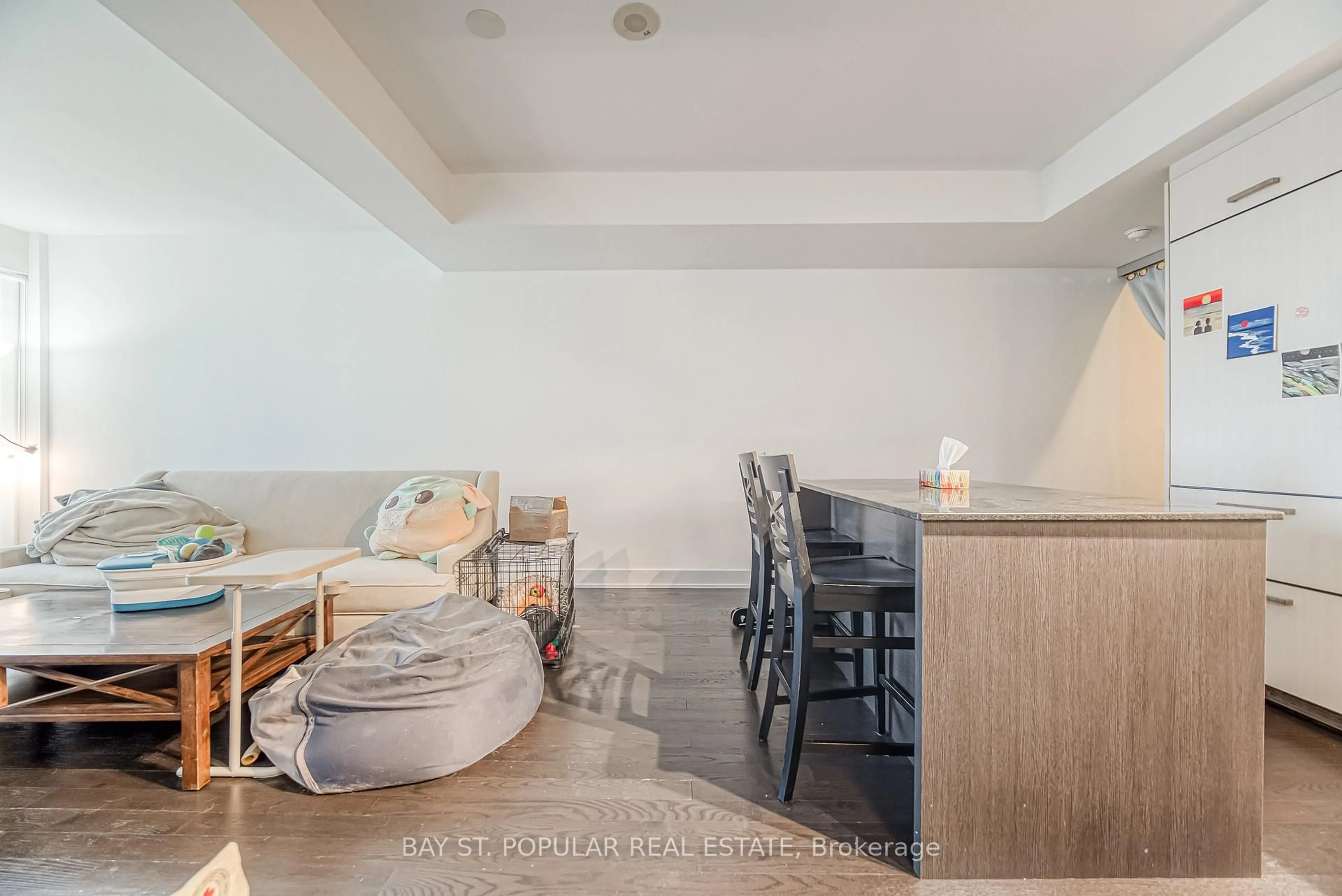 Living room with furniture, unknown for 3018 Yonge St #803, Toronto Ontario M4N 0A5