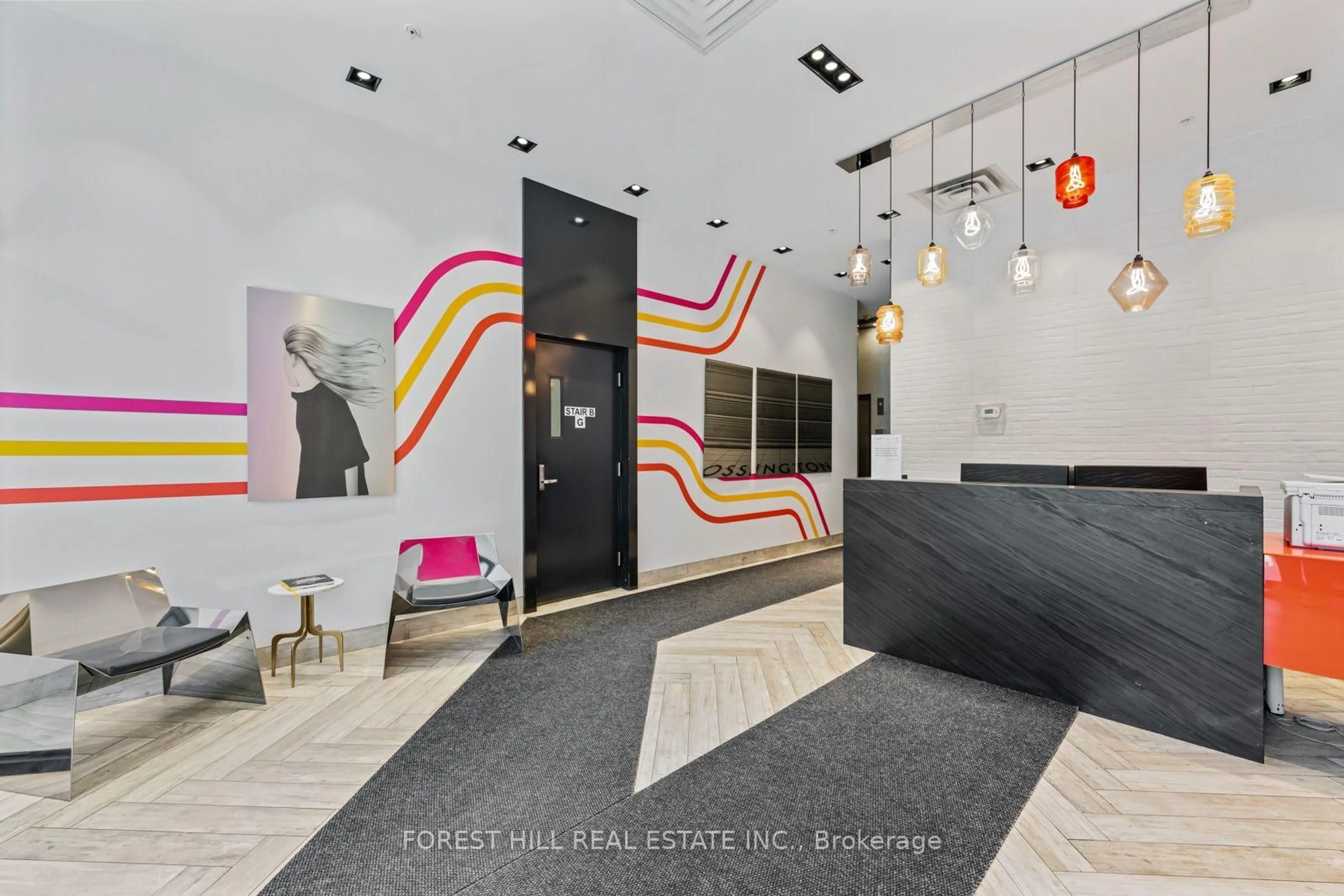 Lobby for 109 Ossington Ave #506, Toronto Ontario M6G 0G1