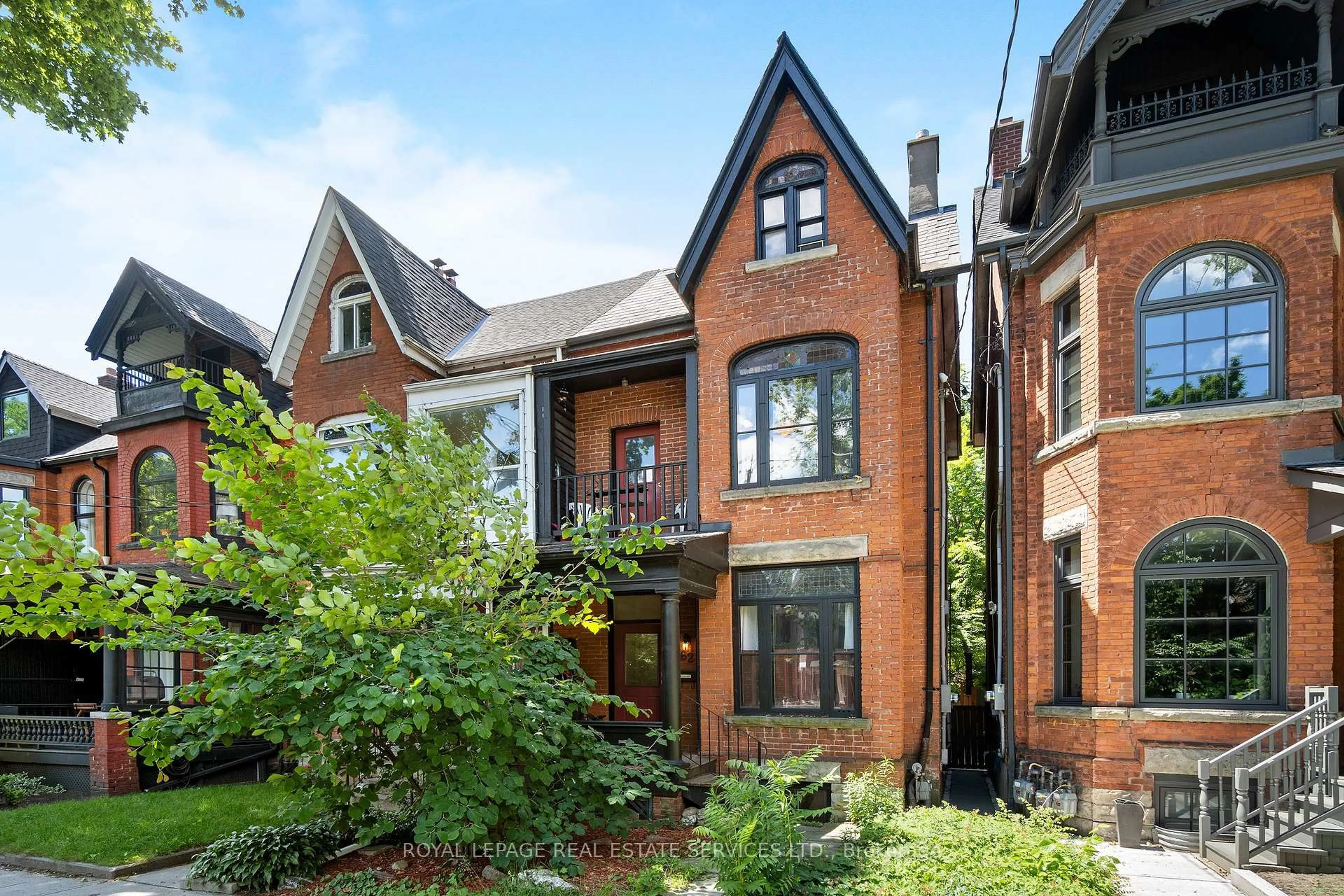 Home with brick exterior material, street for 62 Lakeview Ave, Toronto Ontario M6J 3B3