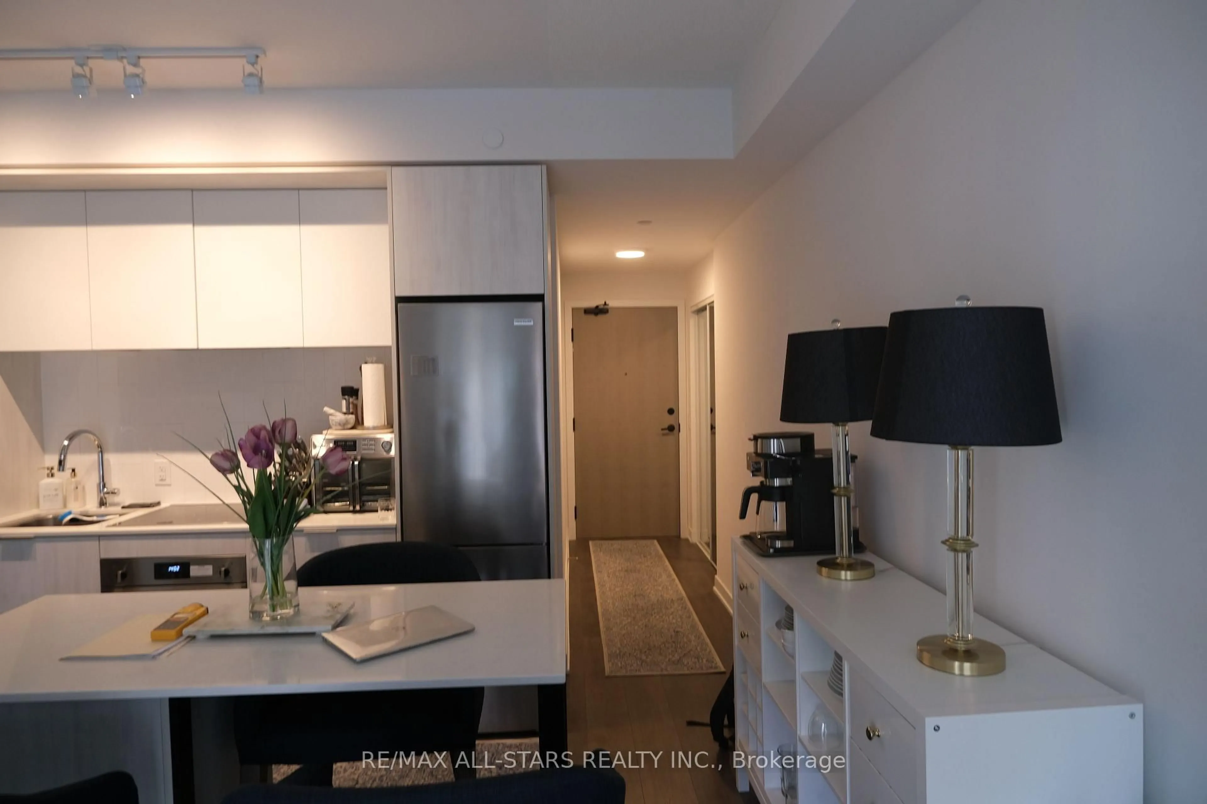 Unknown for 130 River St #1007, Toronto Ontario L6L 3B5