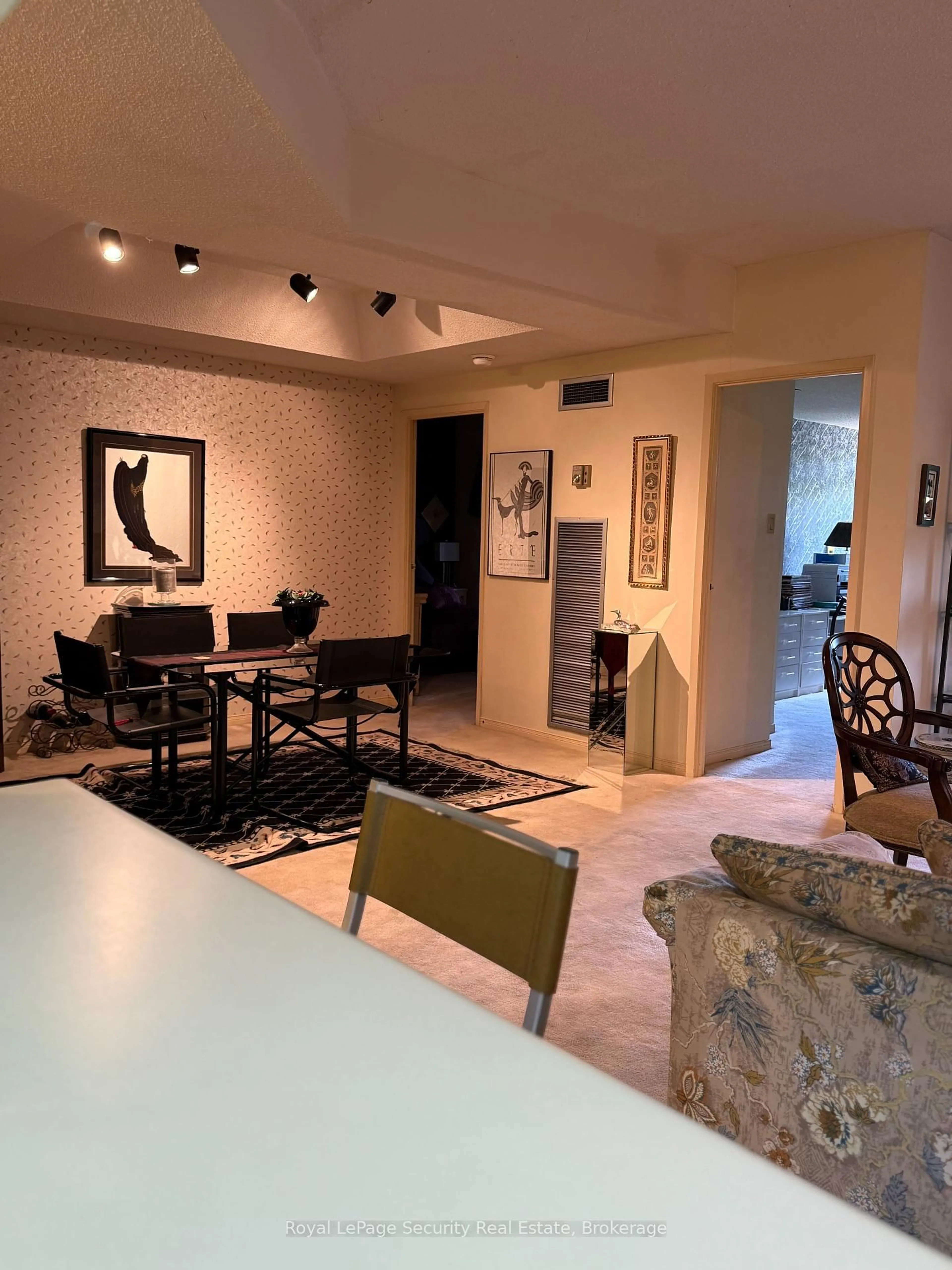Living room with furniture, unknown for 20 Glebe Rd #10, Toronto Ontario M5P 1C9