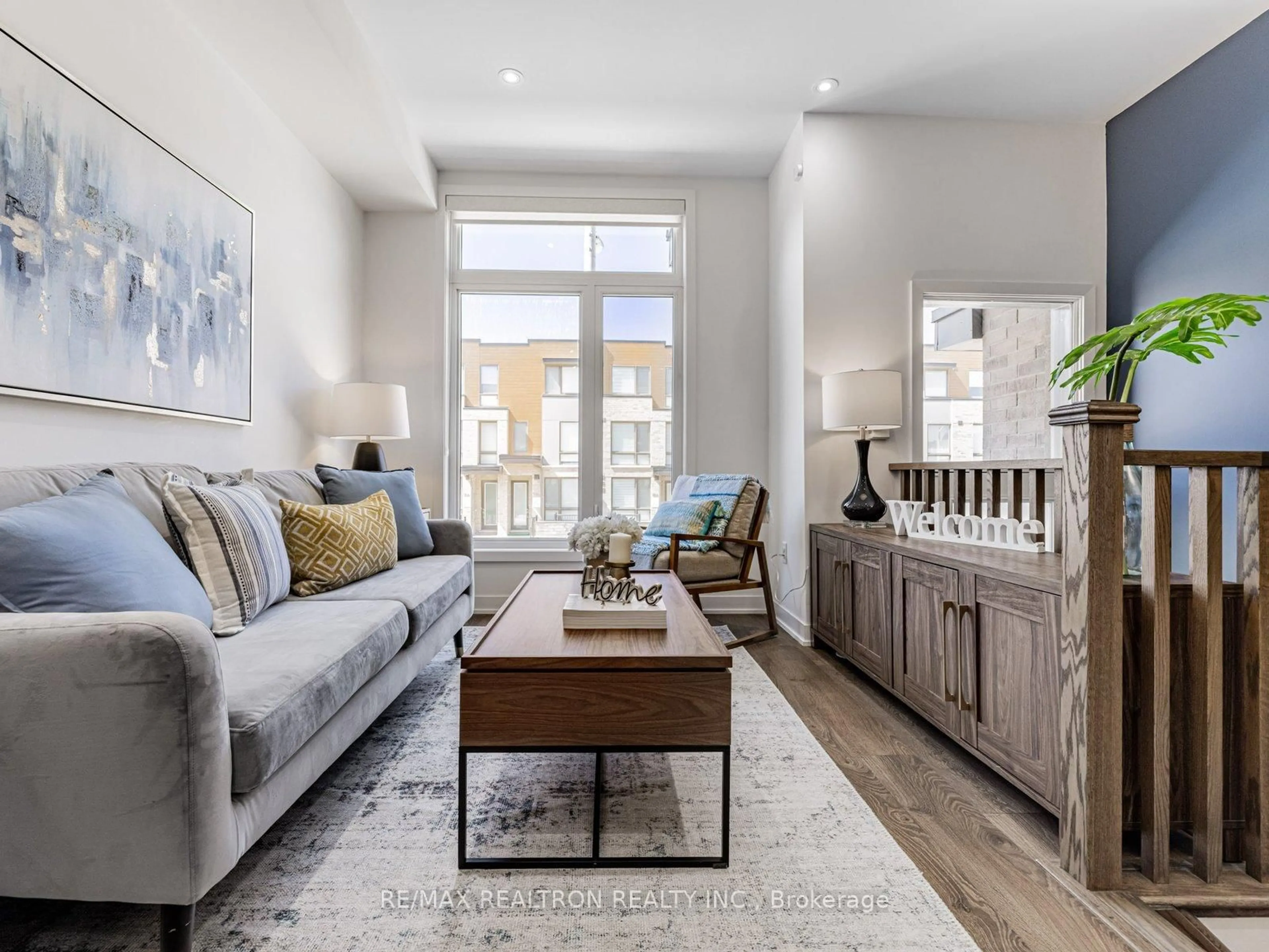 Living room with furniture, unknown for 109 Green Gardens Blvd, Toronto Ontario M6A 0E2