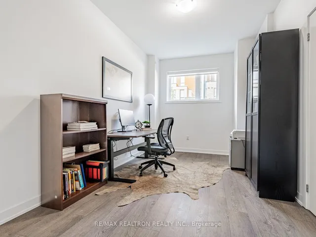 Additional property image - 109 Green Gardens Blvd