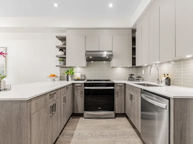 Additional property image - 109 Green Gardens Blvd