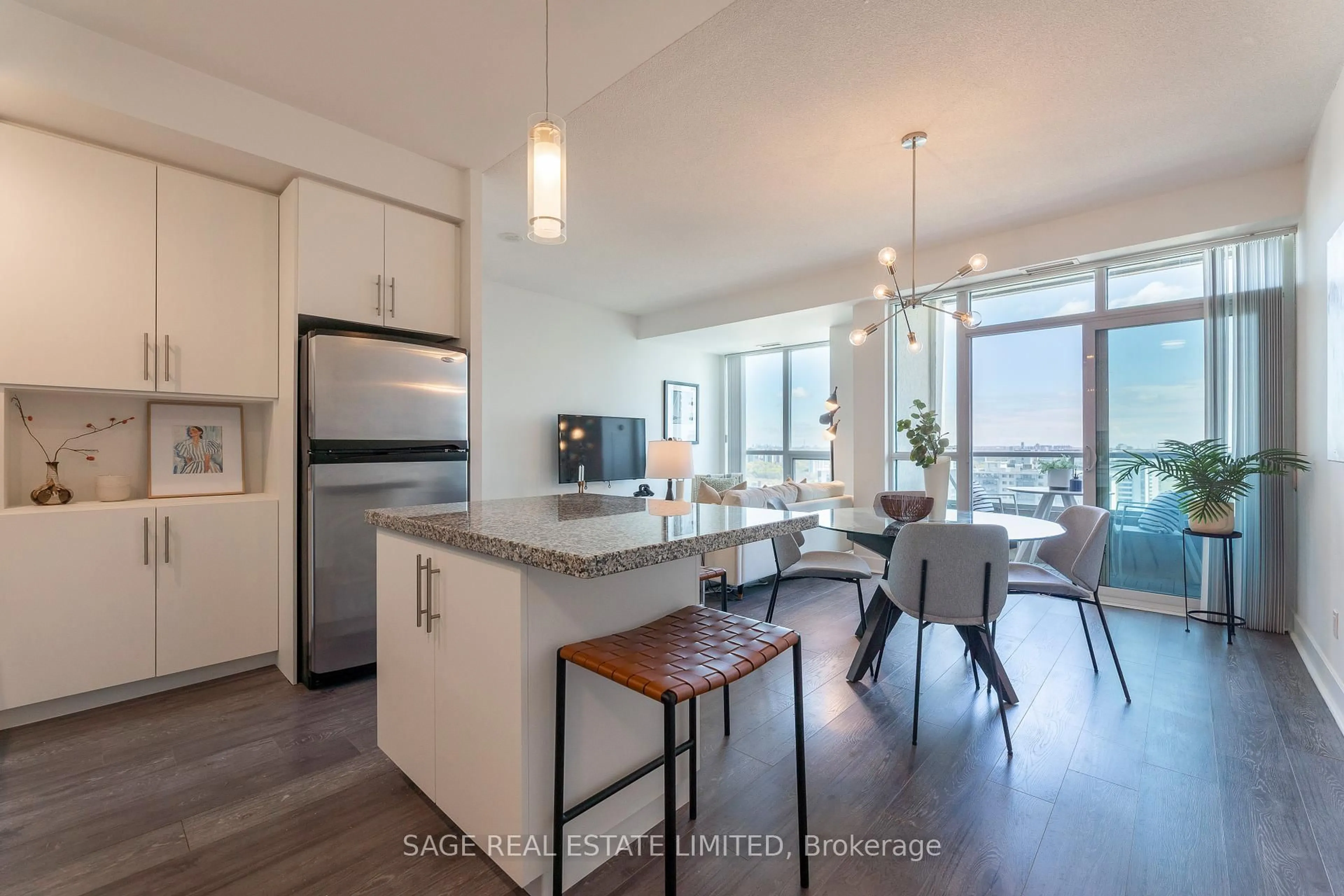 Open concept kitchen, unknown for 120 Homewood Ave #3104, Toronto Ontario M4Y 2J3