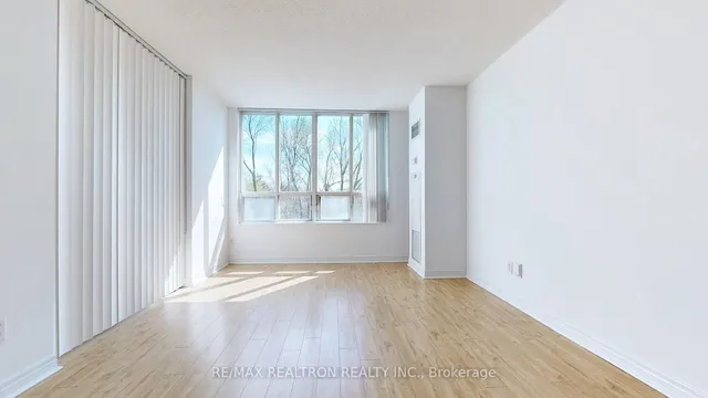 Additional property image - 28 Empress Ave Unit 505