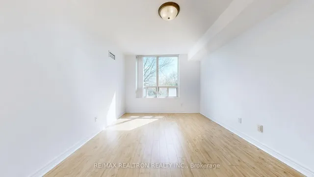 Additional property image - 28 Empress Ave Unit 505